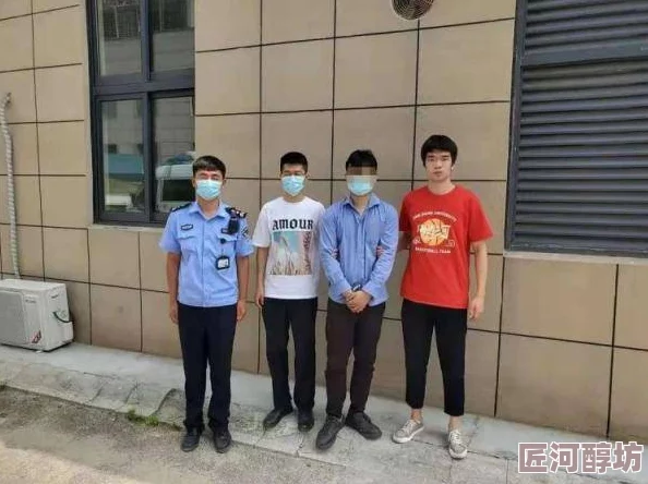 男男GaY 免费网站视频军人为什么在小范围内传播因为它提供免费且直接的内容